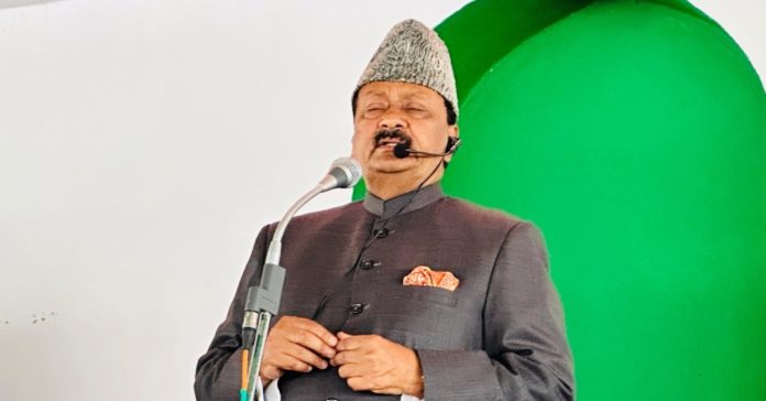 All people should be happy and peaceful: Shabbir Ali