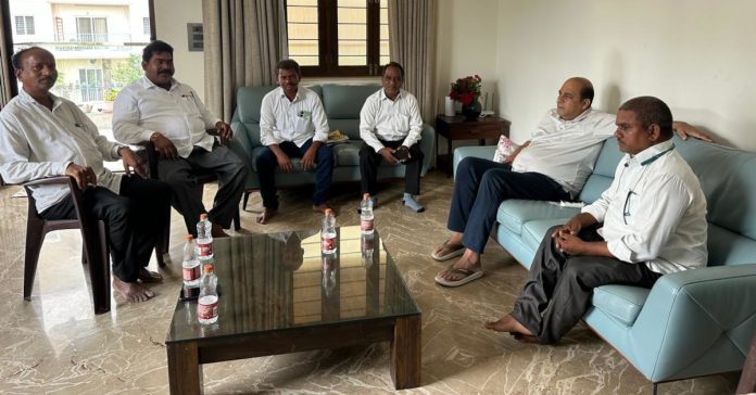 BRS Kakulamari Lakshman Babu's consultation