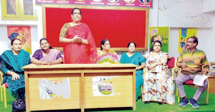 Hijras should refrain from indecent behavior