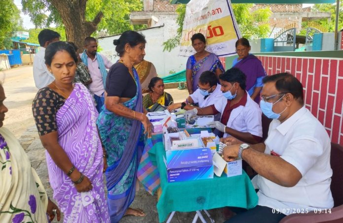 Free medical camp under the auspices of Jan Vikasa