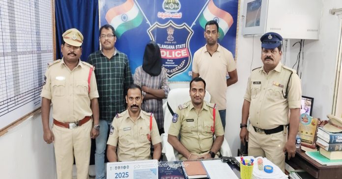 Accused arrested in temple theft case