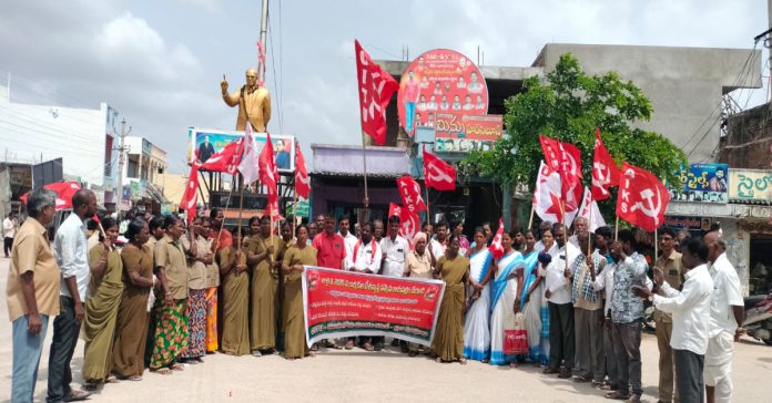 Four labor codes should be repealed: CPI(M)