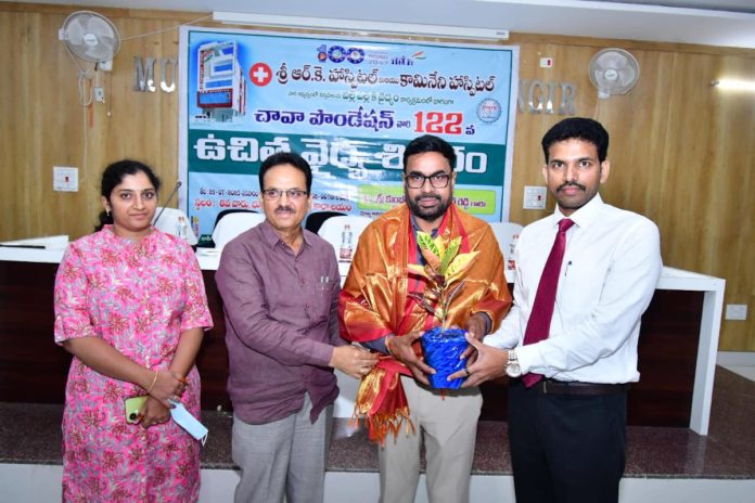 The district additional collector inaugurated the free medical camp.