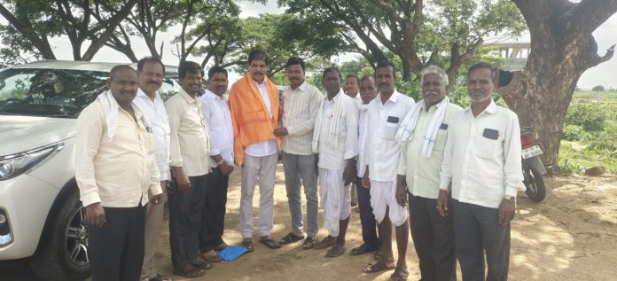 Leaders who met the former MLA
