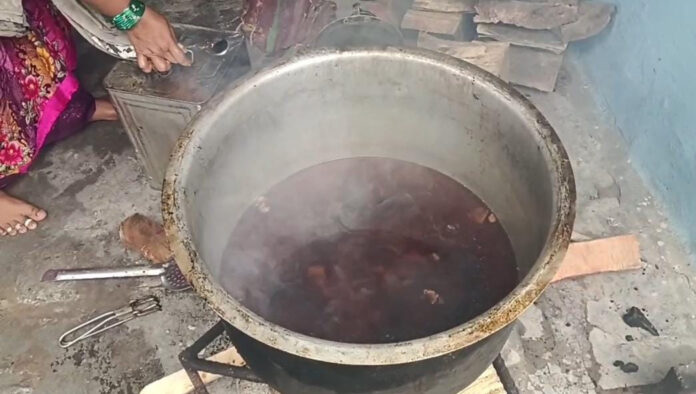 Oil production from cattle fat in Parakala