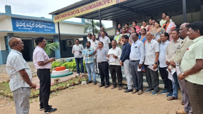 Promises made to teachers should be implemented