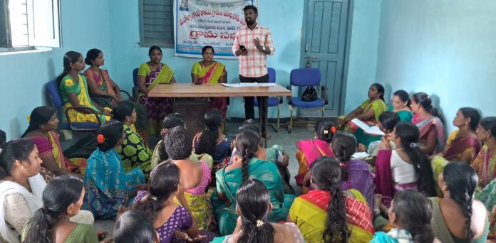 The government will help poor families