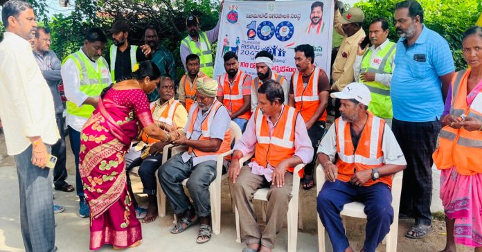 Raksha Bandhan under the auspices of the Municipal Corporation..