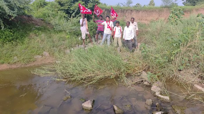 Irrigation canal problems should be solved