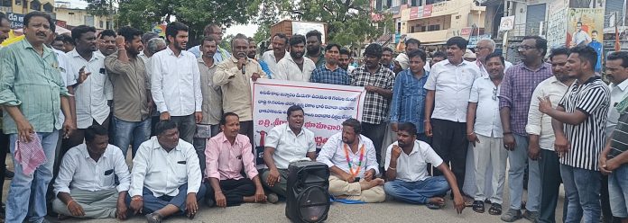 Request to FDO to allow heavy vehicles: Rasta Roko