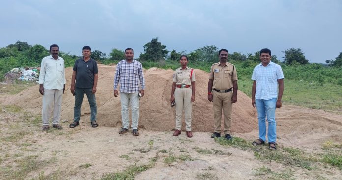 60 tons of sand seized.