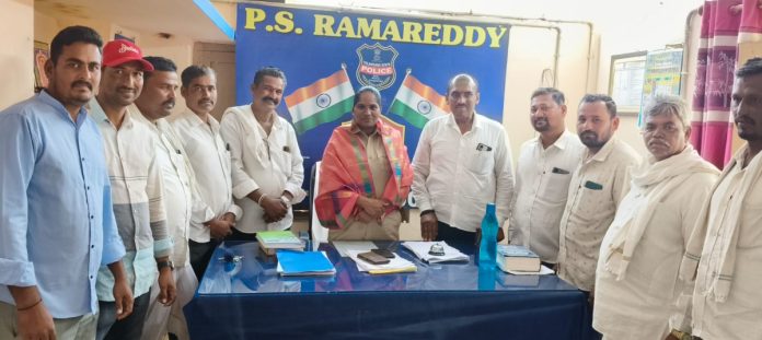 BRS leaders honoured the SI