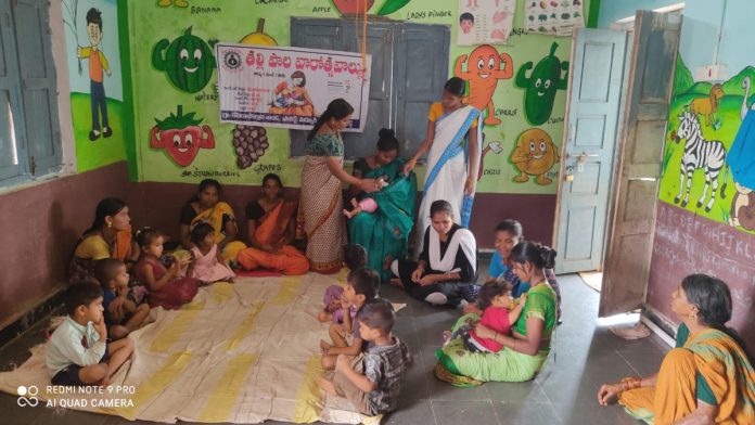 Breastfeeding Week celebrations at Kemraj Kallali Thanda Anganwadi.