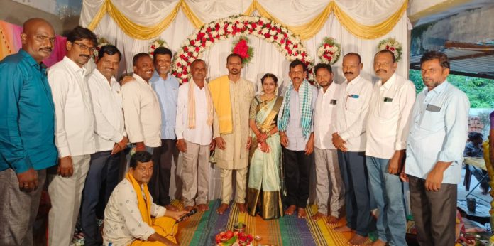 Former MLA blesses the future newlyweds