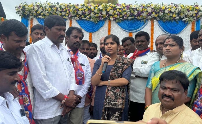 Geeta workers should support Congress in the spirit of struggle against the evil: MLA Yashaswini Reddy