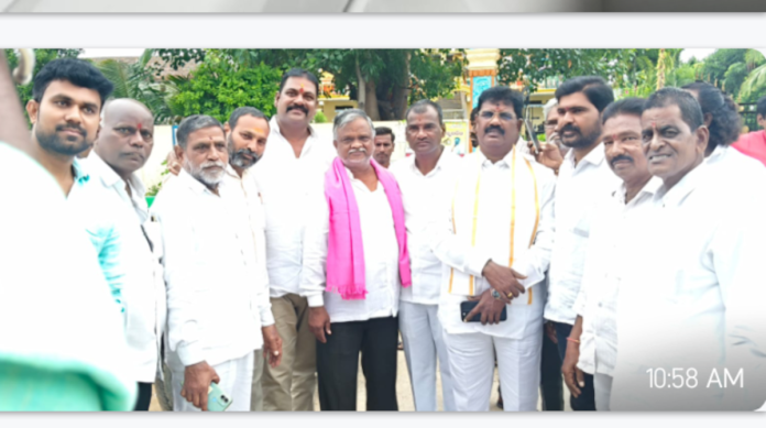 Mandal leaders wish former MLA a happy birthday