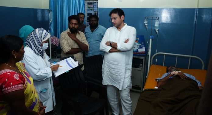 Minister Sridhar Babu visits Sammayya