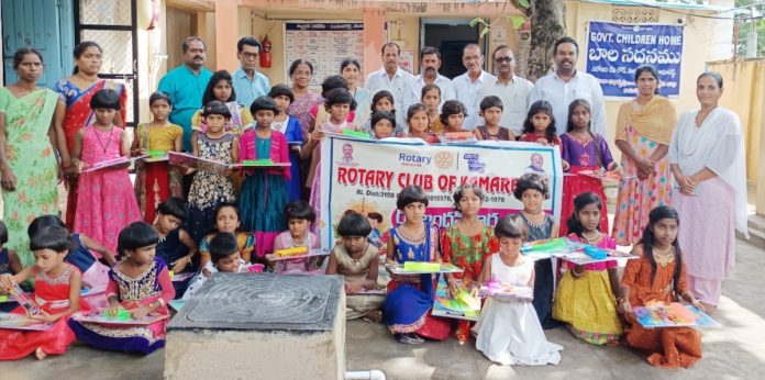 Raksha Bandhan program at Balasadhan under the auspices of Rotary