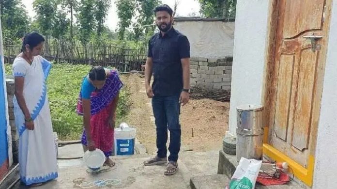 The surroundings should be kept clean.