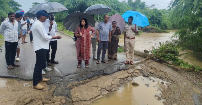 Traffic to Madnur, Jukkal, mandals halted..