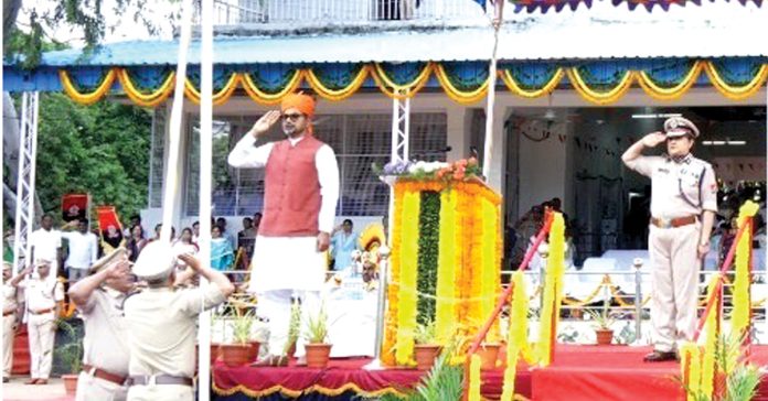 కాజీపేట రైలు తయారీ యూనిట్‌ వేగంగా అభివృధ్ధి
