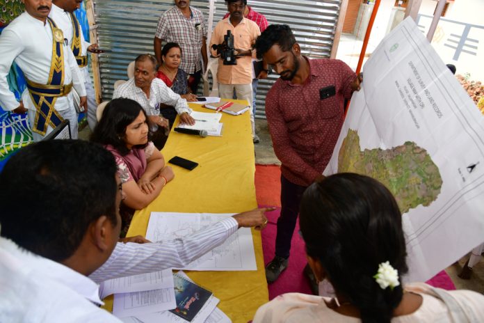 We will create a special revenue map: Collector