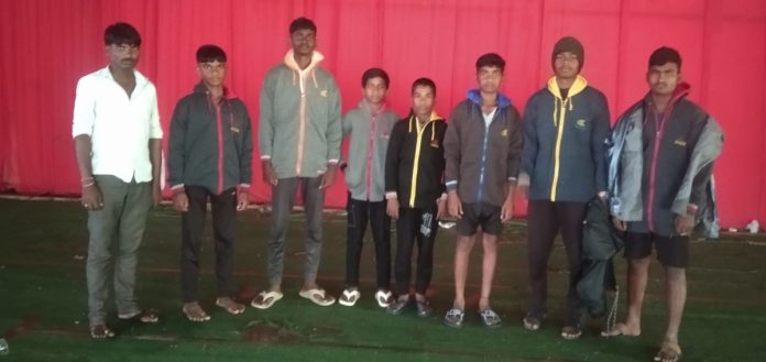 Youths who went to search for a Ganesha idol got stuck in Pochamma village.