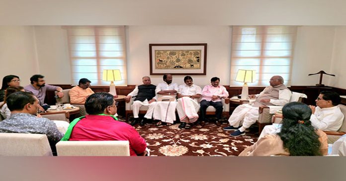 india mps