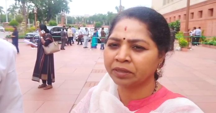 mp r sudha