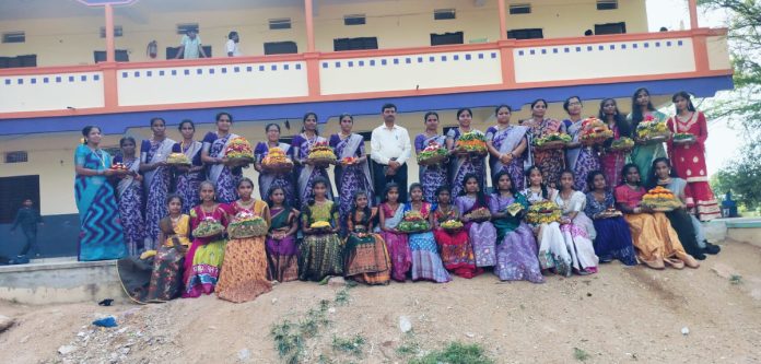 Bathukamma celebrations at Sri Sai Prashanthi Vidyanikethan