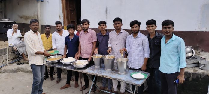 Food distribution at Sri Siddhi Vinayaka Ganesh Mandali