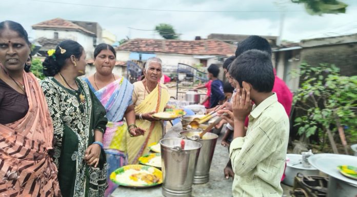 Food distribution program at Ganesha Temple