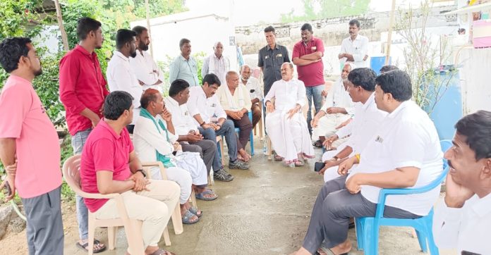 Former MLA visits victims family