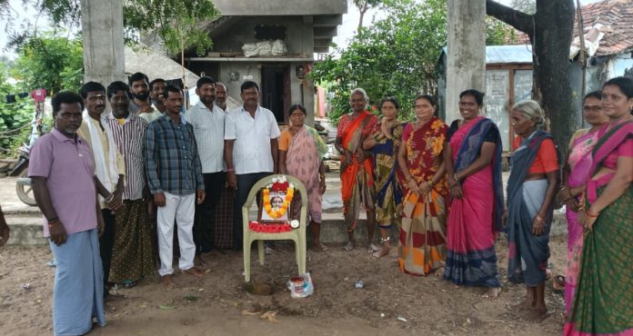 Grand celebrations of Chakali Ailammas death anniversary!