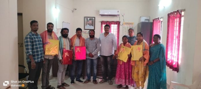 Honoring employees going on transfer