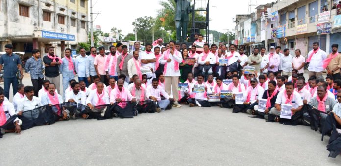 If KCR interferes, Telangana will be a fire..