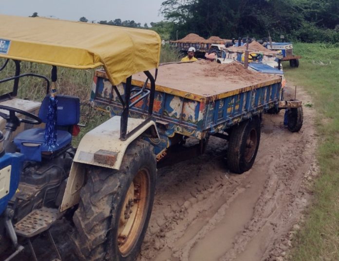 Strict action against illegal sand transportation