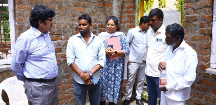 The Collector inspected Indirammas houses in Vadaigudem.