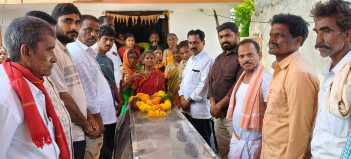 The death of Vaddemanu Narayya is sad.