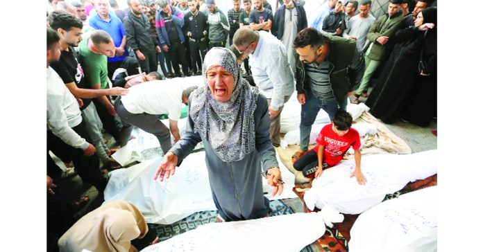 65 Palestinians killed in Israeli attacks