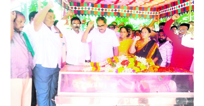 CPI(M) Khammam district senior leader Narra Ramesh passes away