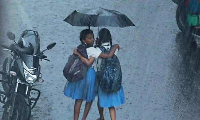 415265-typhoon-approaching-ap-holiday-for-schools-heavy-rains-in-these-districts-today