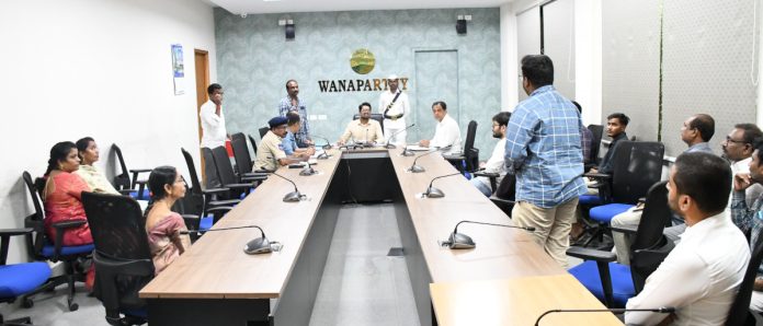 Clinic centers that comply with regulations should be run. Clinic centers that comply with regulations should be run.