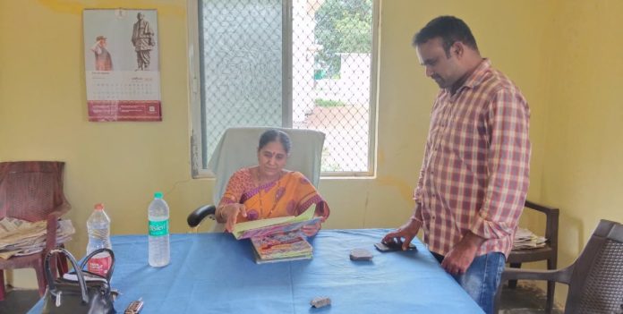 DPO Srilatha inspected the panchayat records DPO Srilatha inspected the panchayat records