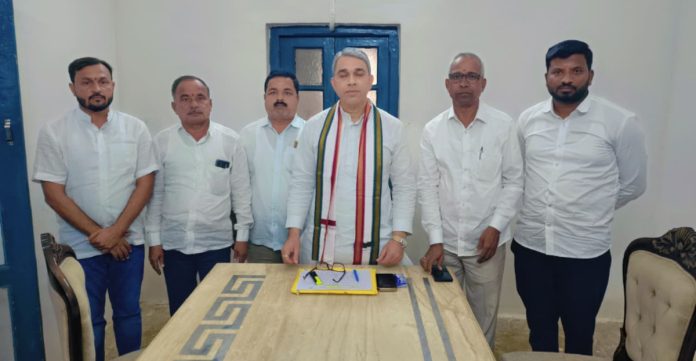 Dongli Mandal Congress Party leaders with AICC observer