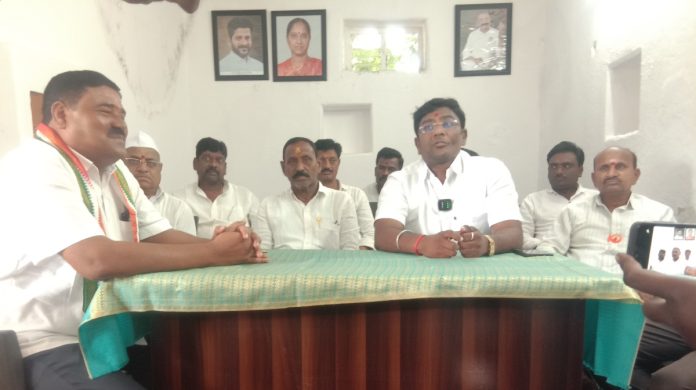 Lack of coordination in Congress.. Untrue: Dharas Sailu