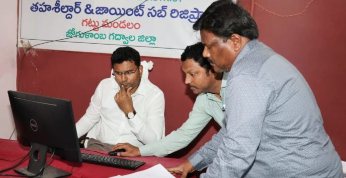 Land acquisition applications should be processed quickly: Collector