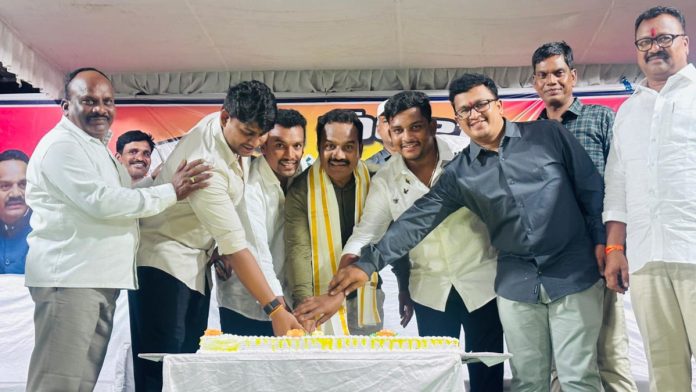 MP Nageshs birthday celebrated in grand style