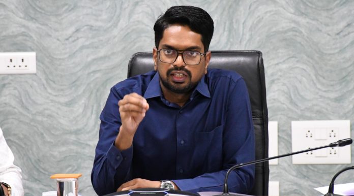 Public service as usual from Monday: Collector