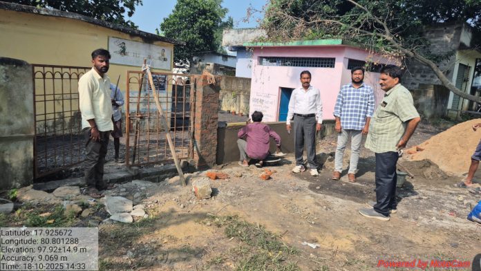 Solving the problem of stagnant water in the school..